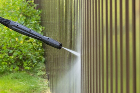 Fence Cleaning