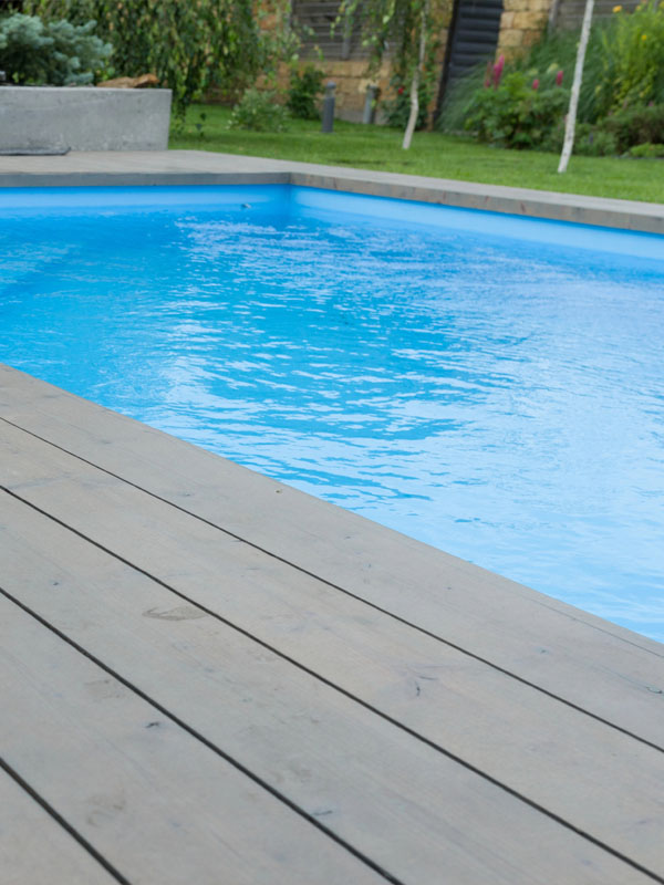 Pool Deck Cleaning Banner Image